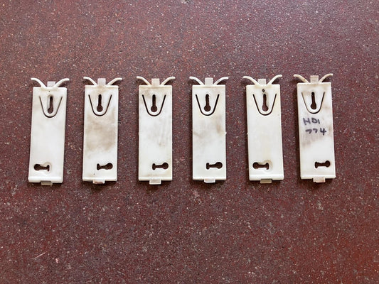 Lower Molding Retainer Clips, Set of Six 1972-1990 Dodge Pickup and Ramcharger