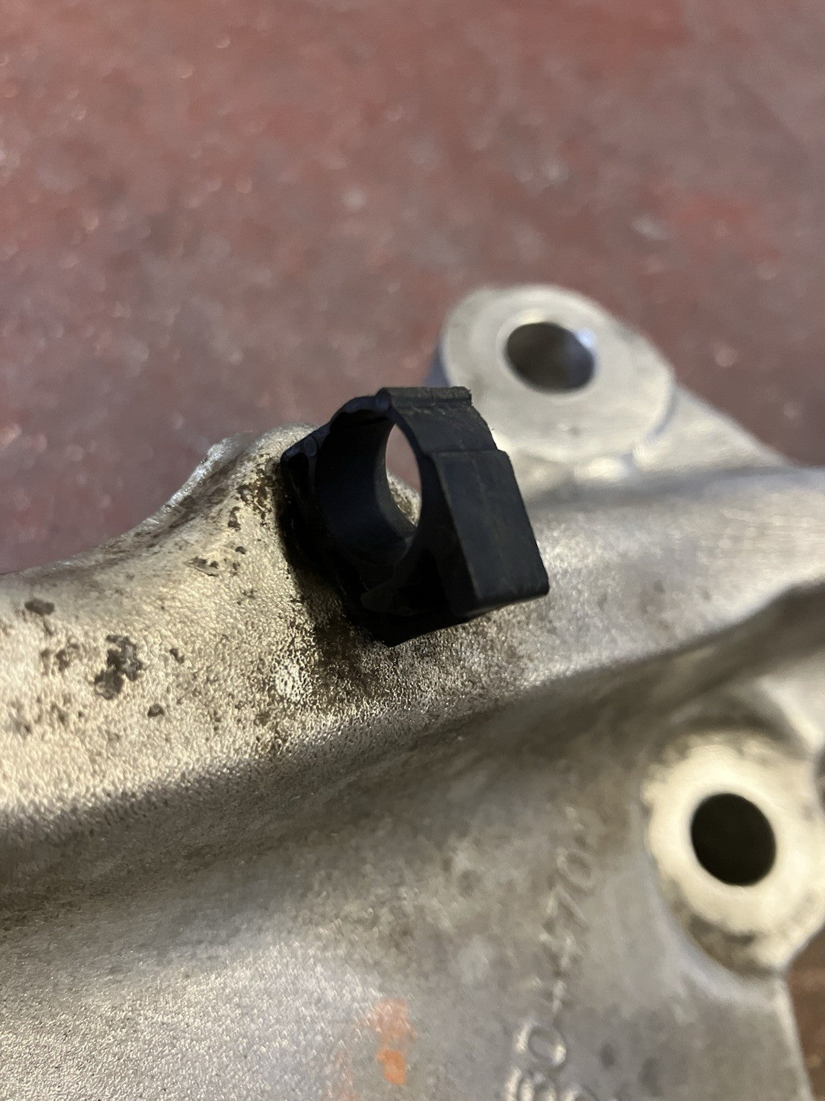 2009-24 Ram 1500 4X4 Classic (5 lug) RH Steering Knuckle.