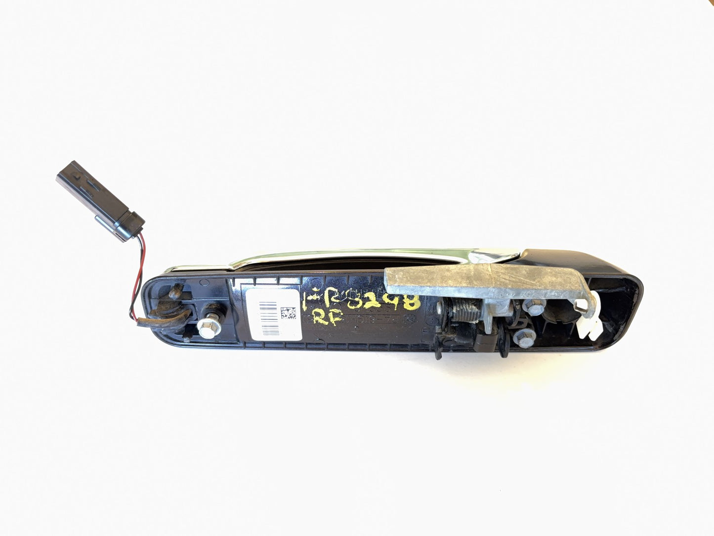 Pass Right Front Exterior Painted Door Handle 2013-18 Ram 1UJ881TWAH PTW Keyless