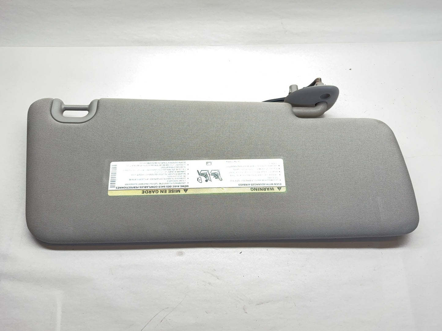 Driver Left Sun Visor 2017 Ram 3500 Lighted Illuminated Mirror 1VF25BD1AD