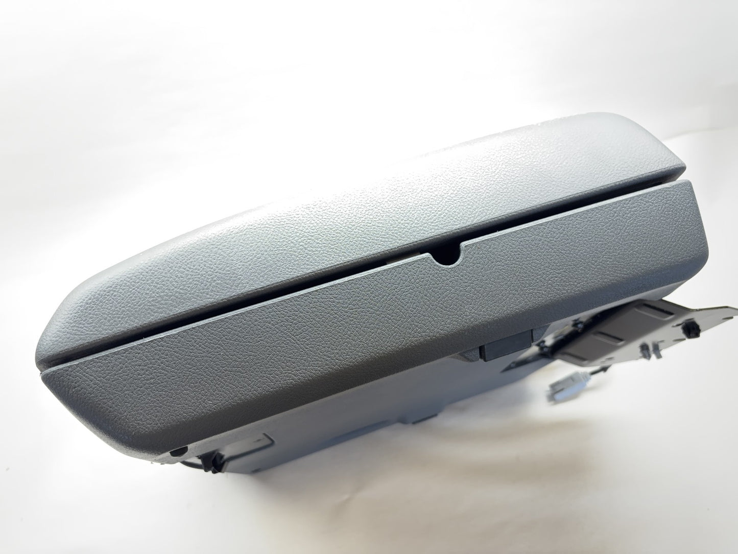 Center Console Lid Armrest 2018 Dodge Ram 1500 2500 3500 Big Horn w/ CarPlay Hub