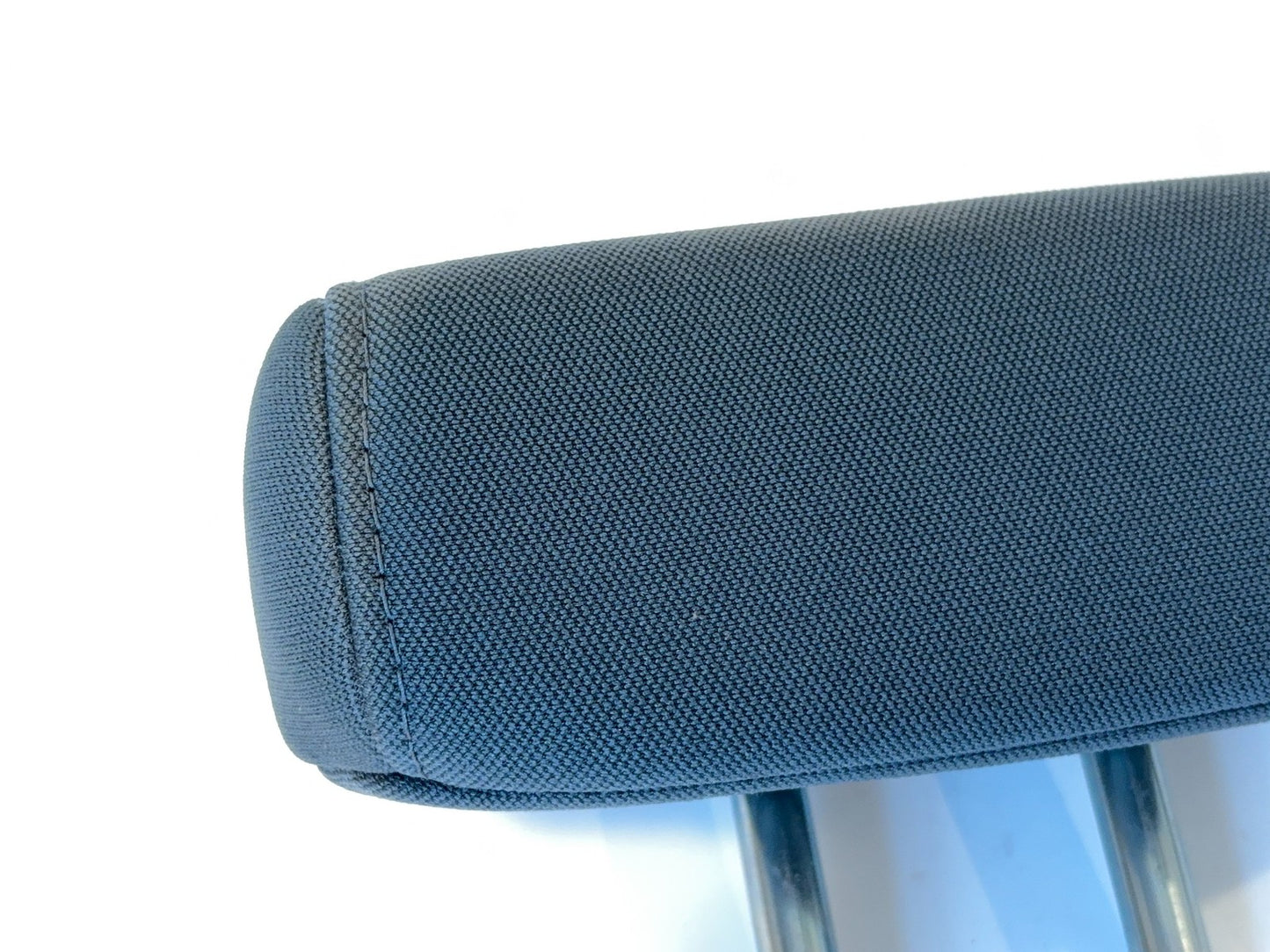 Rear Center Headrest 2013-2018 Ram 1500 2500 3500 2019+ Classic 5NA61LA8AA MJX8