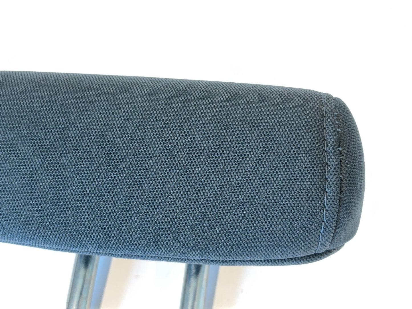 Rear Center Headrest 2013-2018 Ram 1500 2500 3500 2019+ Classic 5NA61LA8AA MJX8