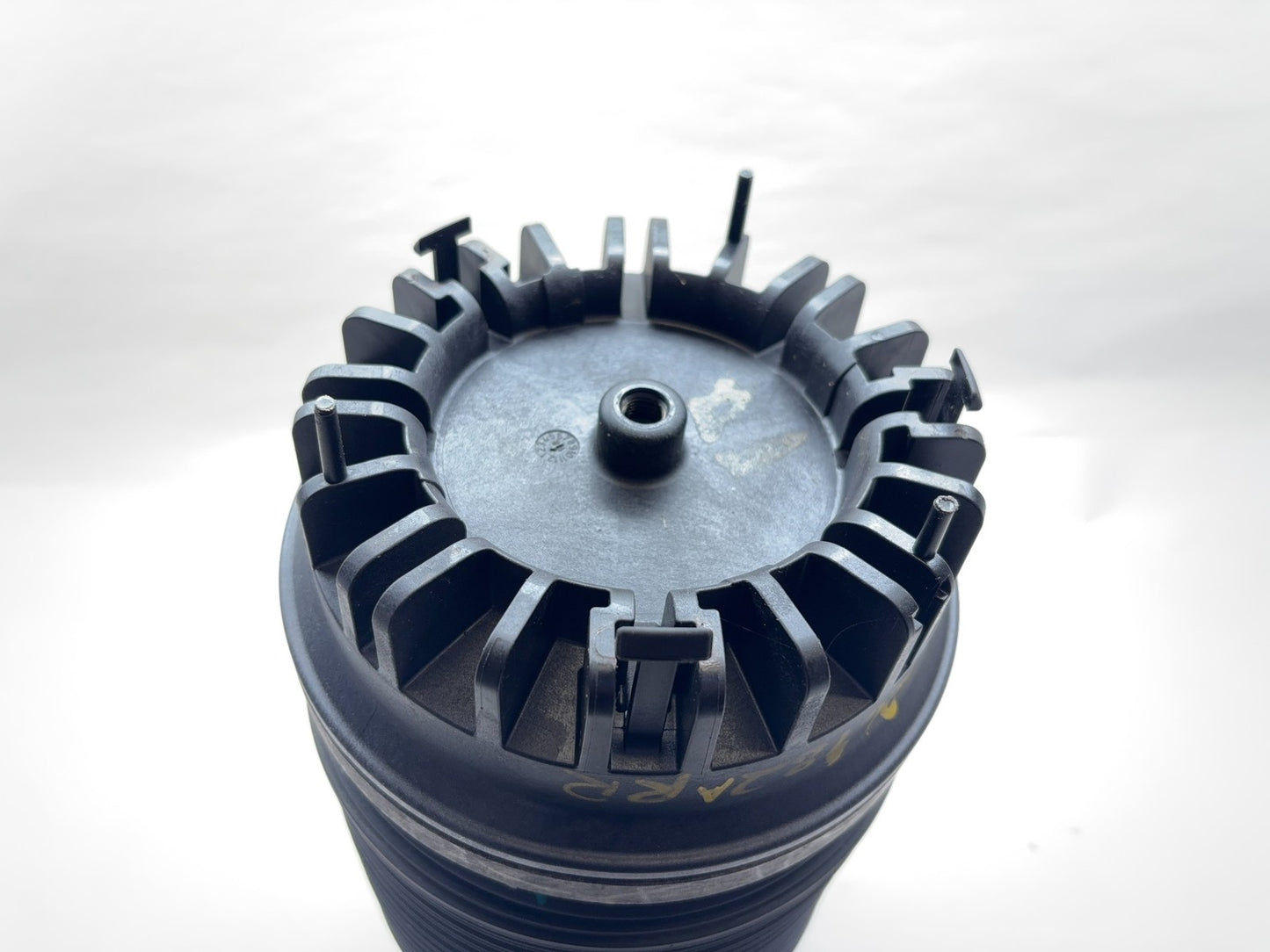 Air Ride Air Bag Air Spring 2013-2018 Dodge Ram 1500 19+ Classic 4877136AA