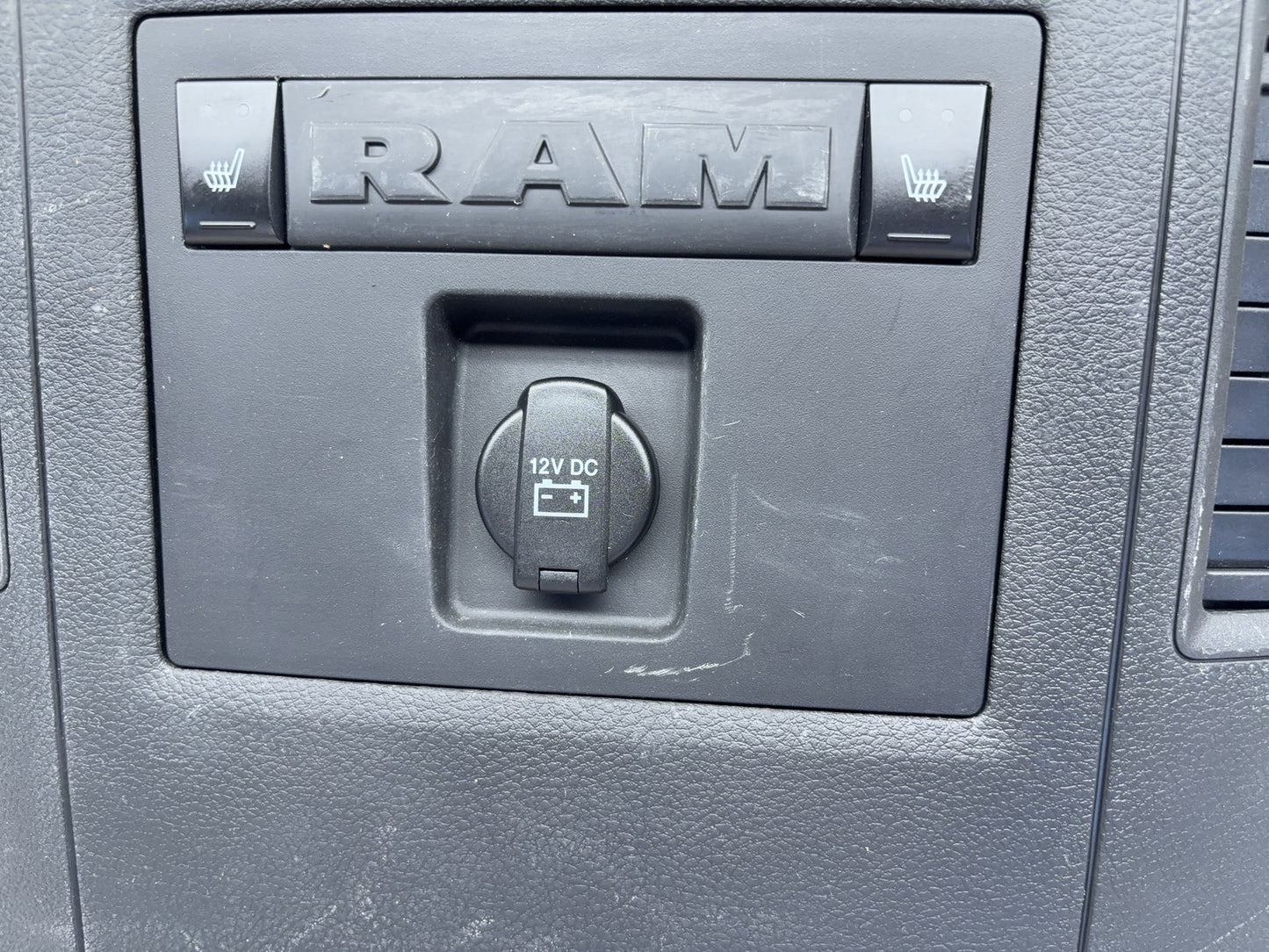 Center Console Rear End Trim Cap w Heated Seats 2013-18 Ram 1500 2500 3500 Black