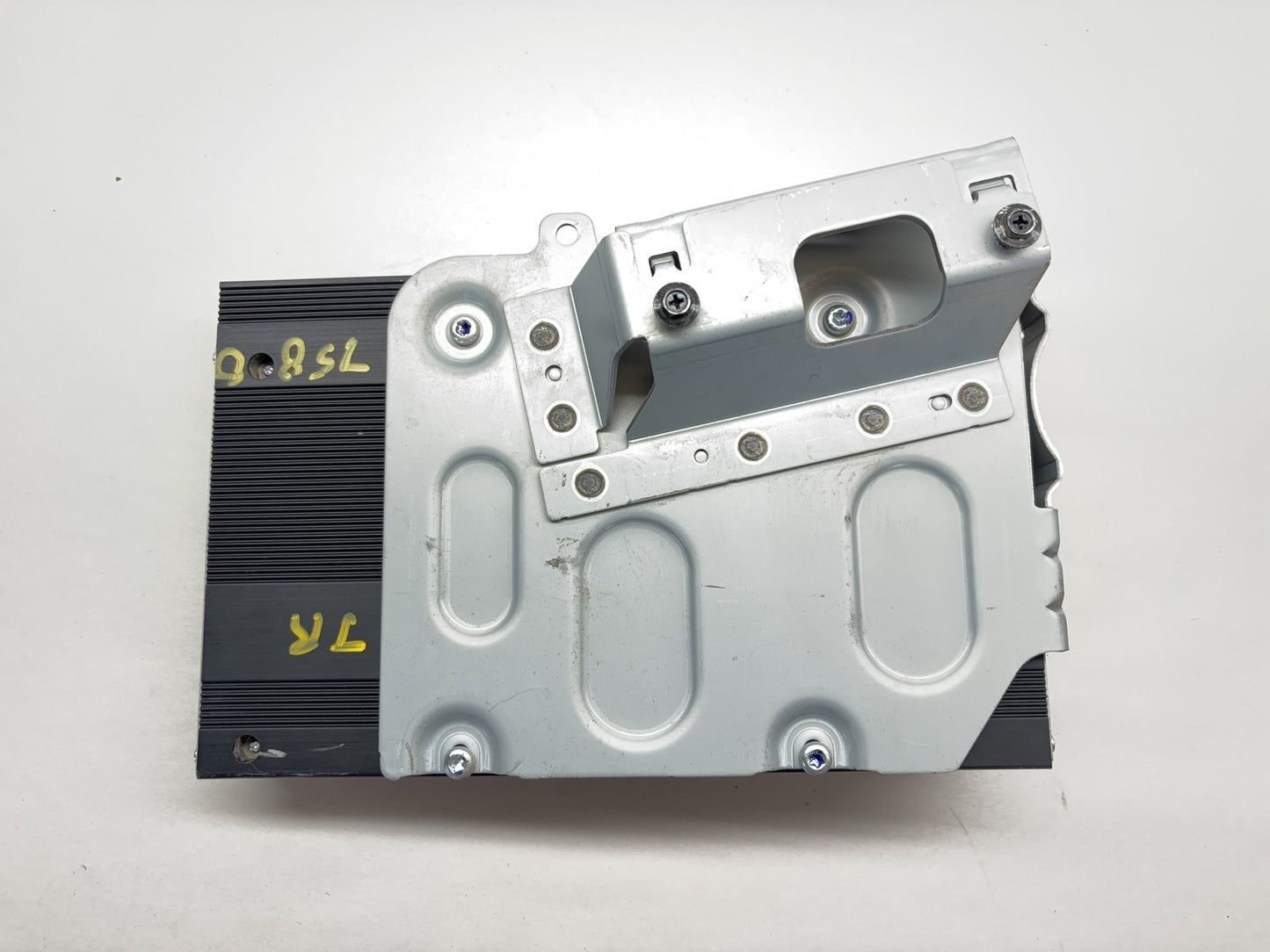 Factory Amplifier 2013-18 Ram 1500 17-18 Ram 2500 3500 68303985AA 10 Speaker Sys