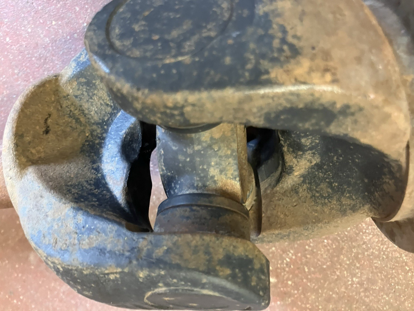 RH Front Axle Shaft 2014-2018 Ram 2500 3500. P/N 68216196AA.