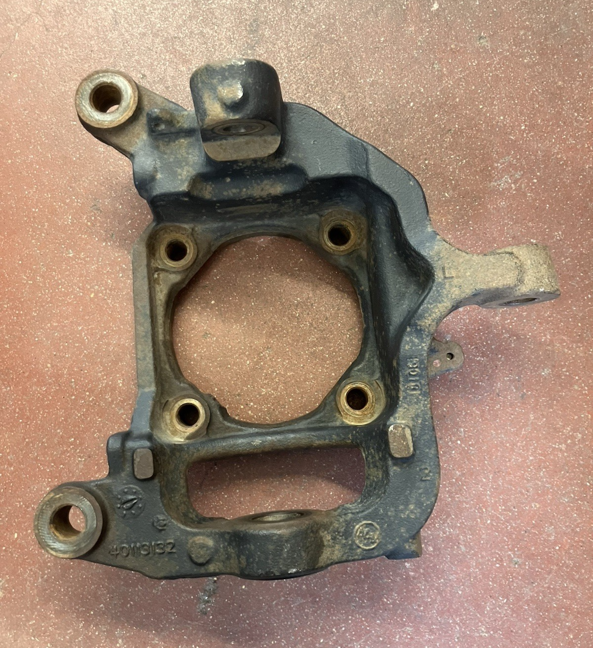 LH Spindle Steering Knuckle 2014-2018 Ram 2500 3500 4X4 P/N 68216189AA