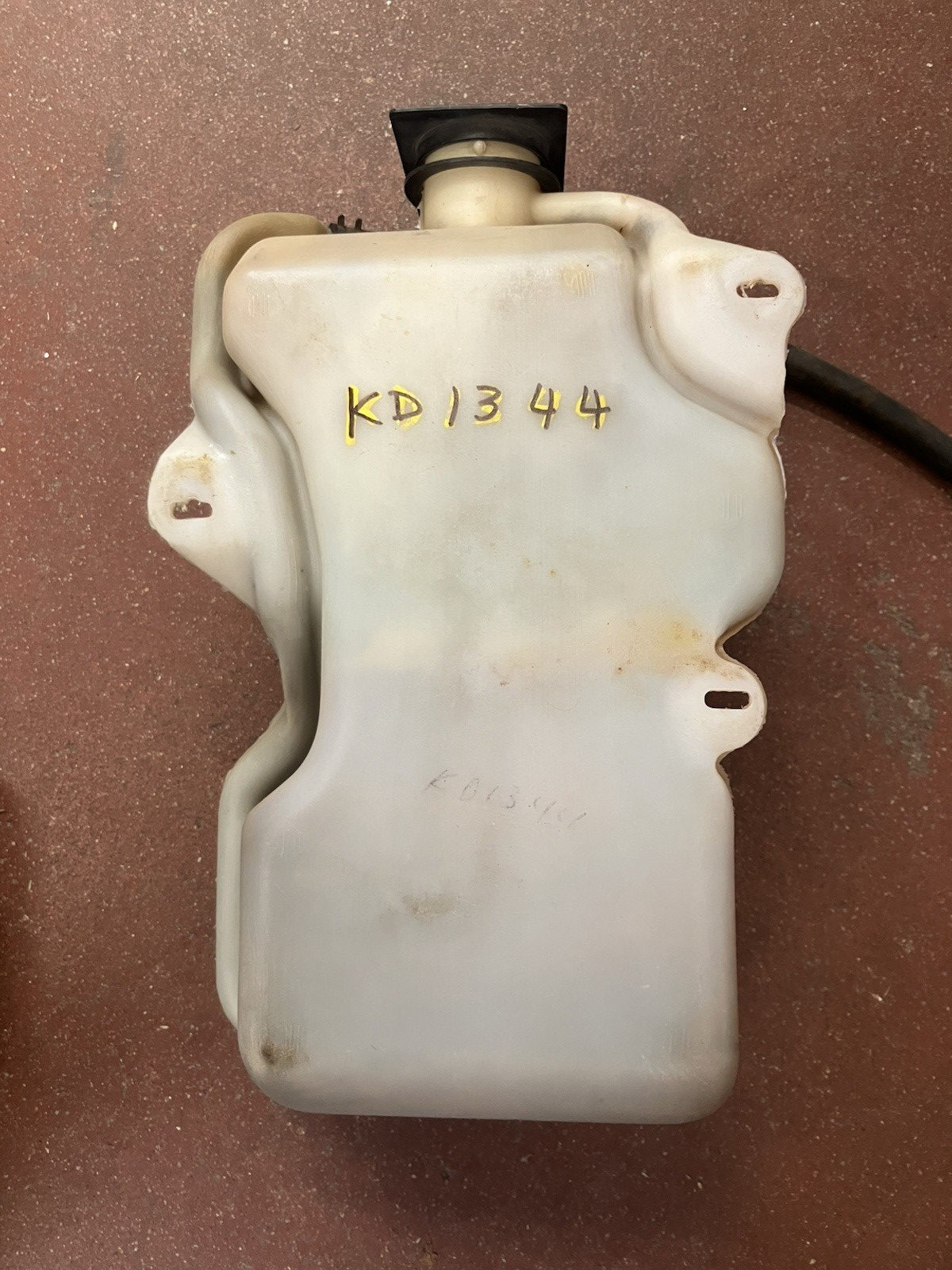 1981-1991 Dodge Ram 150 250 350 Ramcharger Coolant Reserve Overflow Tank 4401329