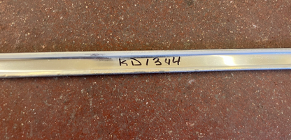 Right-hand Upper Door Moldings Fitting 1988-90 Dodge Pickups and Ramchargers