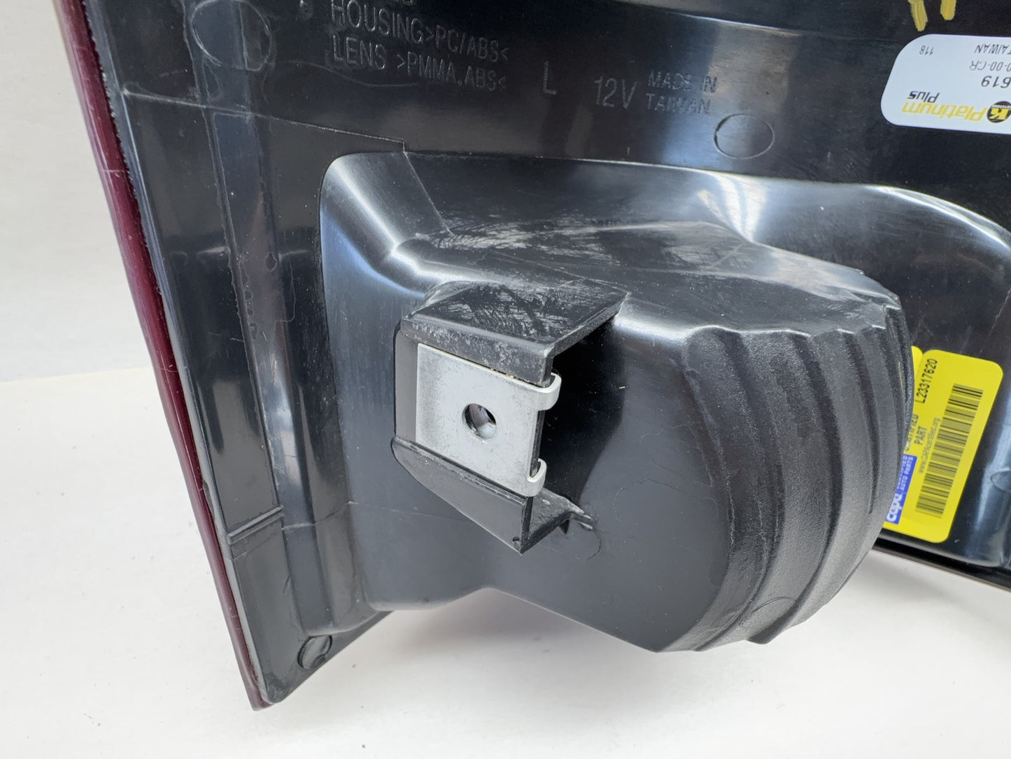 Driver Side LH Taillight 2010-2018 Ram 1500 2500 3500 Incandescent Used CAPA