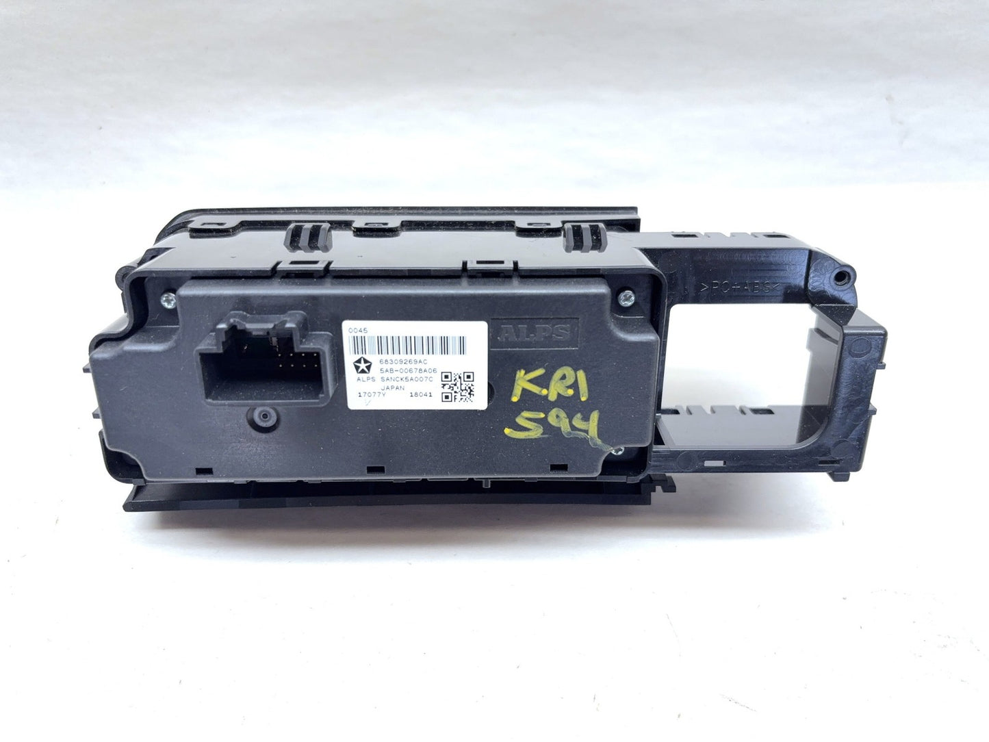 Dash Switches 19-24 Ram 1500 2500 3500 Traction Control Tow 68309269AC