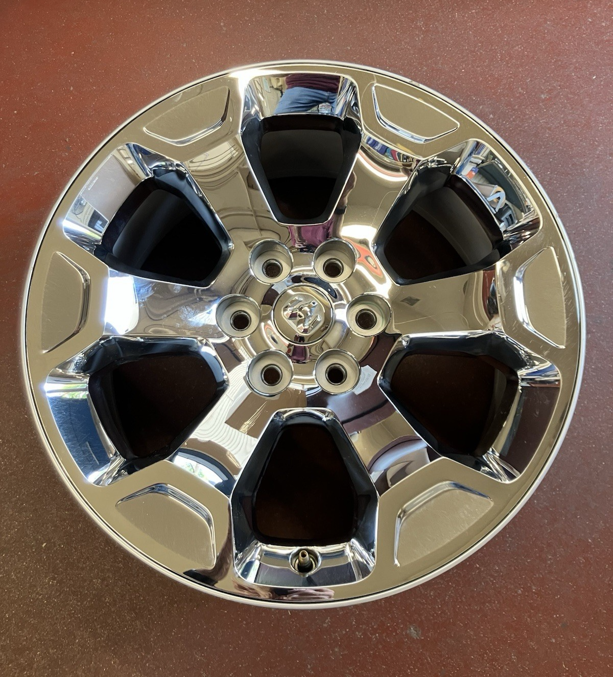 2019-25 Ram 1500 New Style (6 Lug) 6 Spoke 20X9 Chrome Clad Aluminum Wheel.