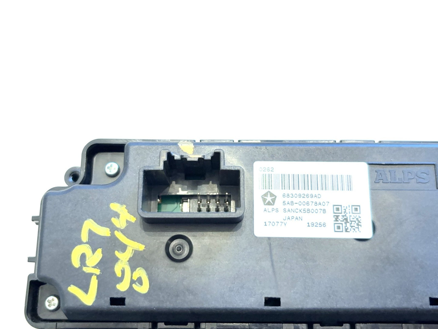 Dash Switch Panel 19-24 Ram 1500 2500 3500 Trailer Traction Control Tow 68309269