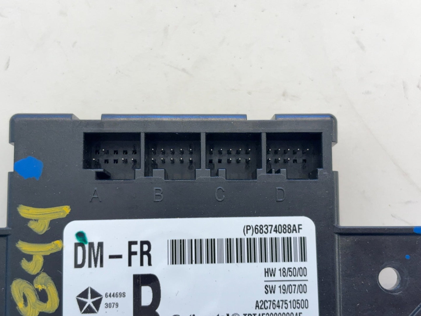 Right Passenger Door Module, 2019-2020 Ram 2500 3500 68374088AF Manual Fold