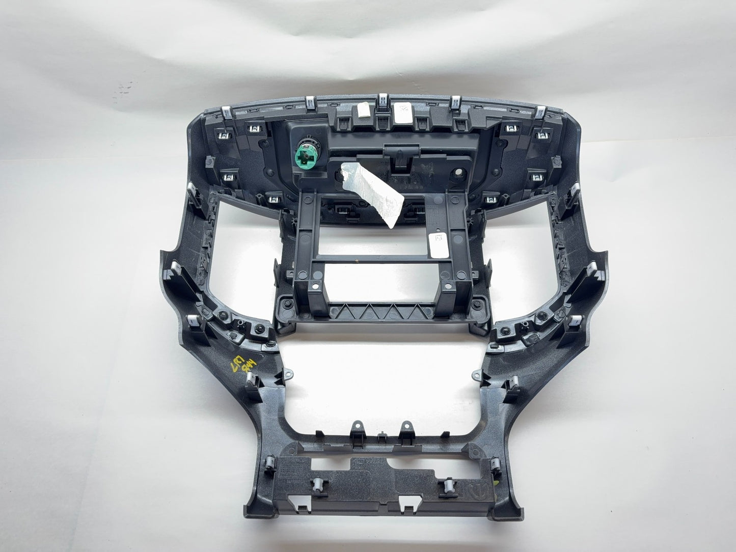 Radio Bezel 2020 Ram Truck 2500 3500 Black/Gray Tradesman Bench Seat 5YU412X7AF