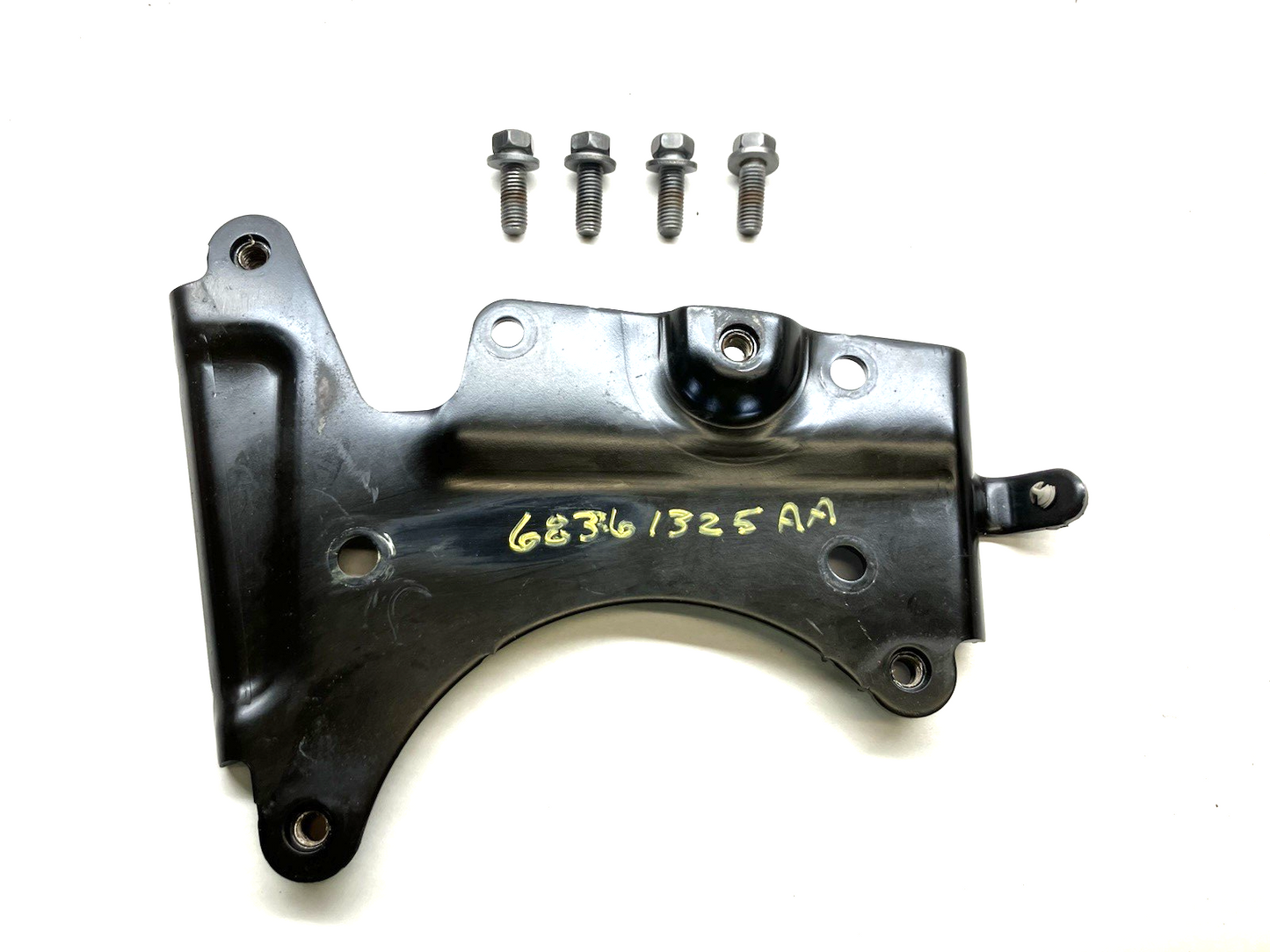 Transmission Mounting Bracket, 2019-20 Ram 2500 3500, 6.4 8 SP 4X4 68361325AA