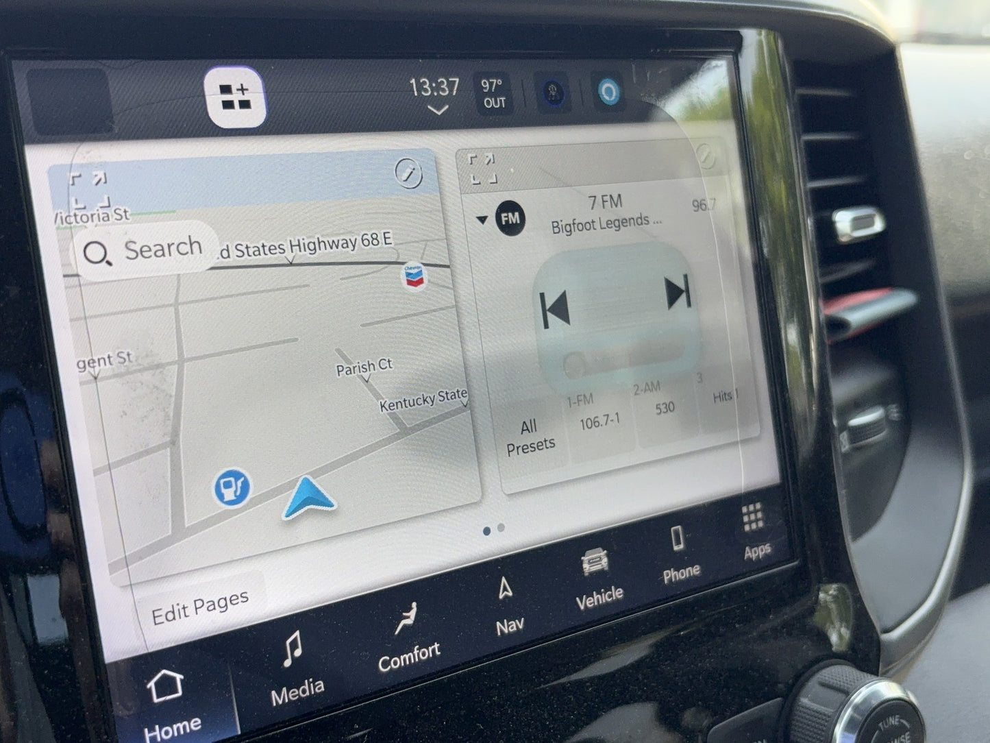 Single Zone Climate Control and 8.4" Screen 22 Ram 2500 3500 68526783AB 68421710