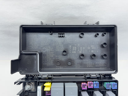 TIPM Integrated Power Module Fuse Box 2012 Ram 1500 2500 3.7 4.7 5.7 68089323AF