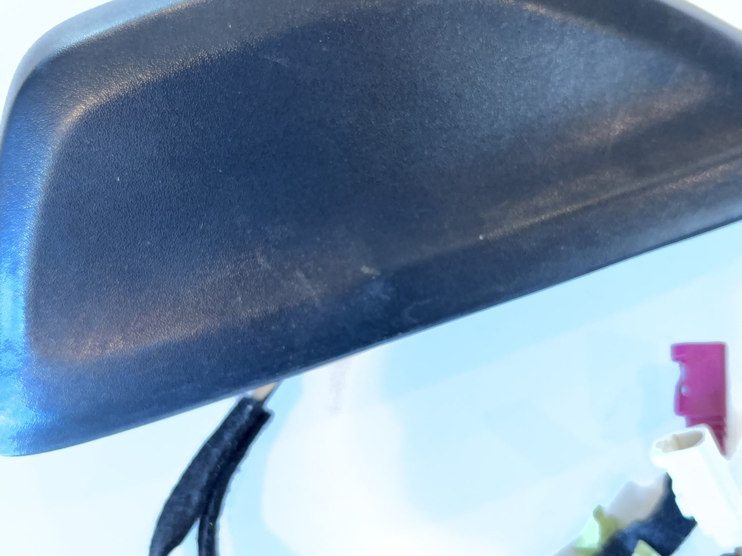 Shark Fin Roof Mounted Antenna, 2019-2022 Ram 2500 3500 68483909AA, Used OEM