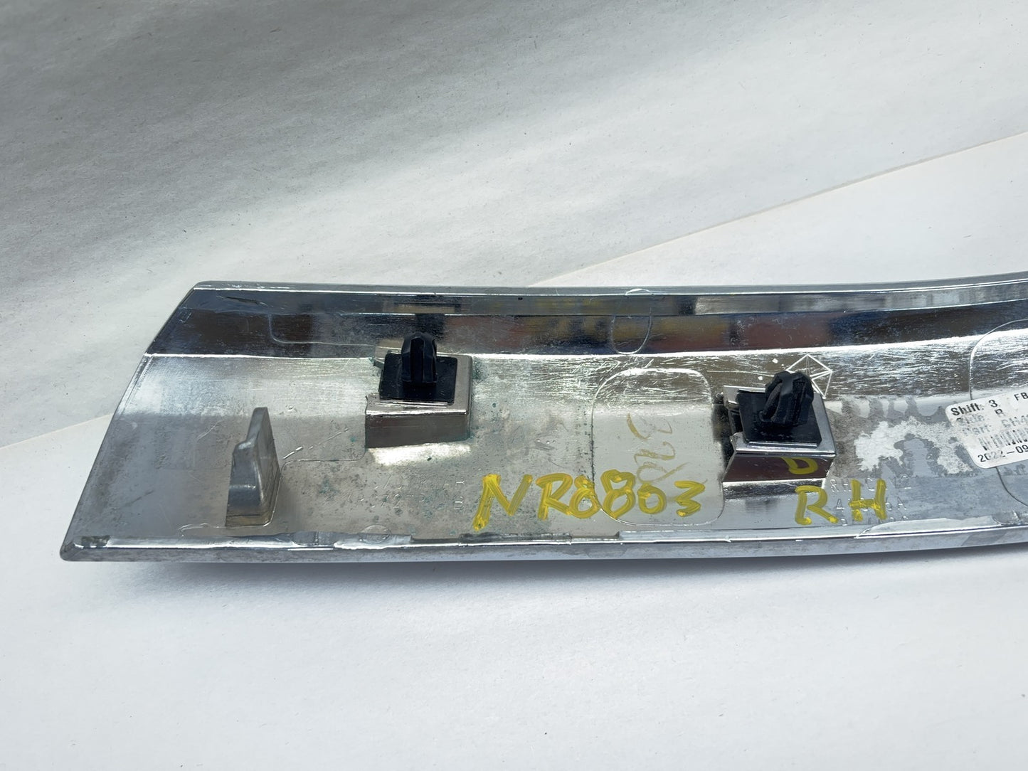 RH Passenger Front Bumper Headlight Trim 19-24 Ram 2500 3500 Chrome 6RC71TRMAB