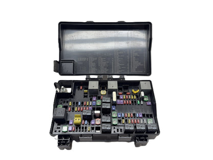 TIPM Integrated Power Module 2016-2018 Ram 1500 5.7L Hemi 68258527AA