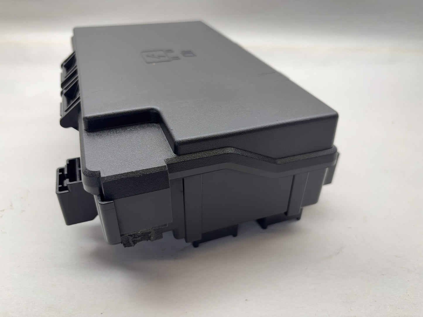 TIPM Integrated Power Module 2016-2018 Ram 1500 5.7L Hemi 68258527AA