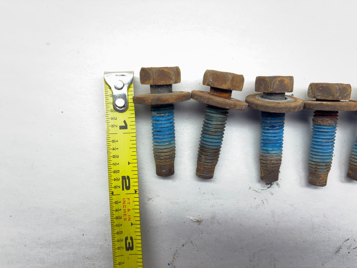 Short Bed Bolts, 1994-2001 Dodge Ram 1500, 1994-2002 Ram 2500, Set of 6, For 6'