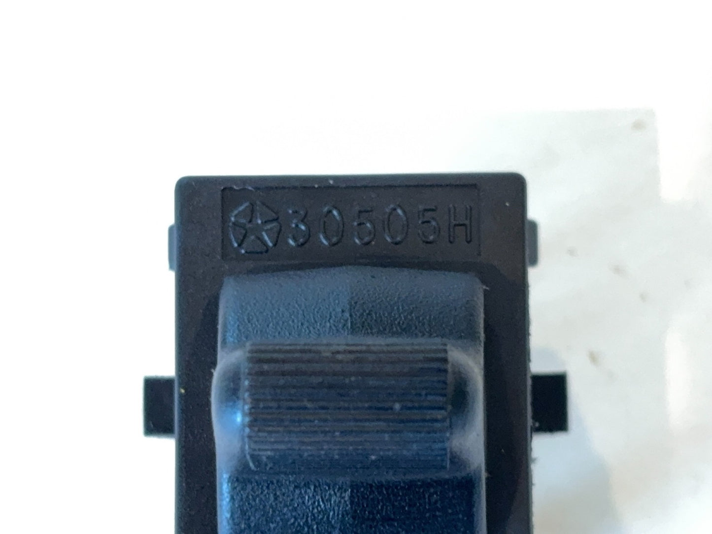 Door Lock or Window Switch 1994-1997 Dodge Ram 1500 2500 3500 4373860 Used OEM