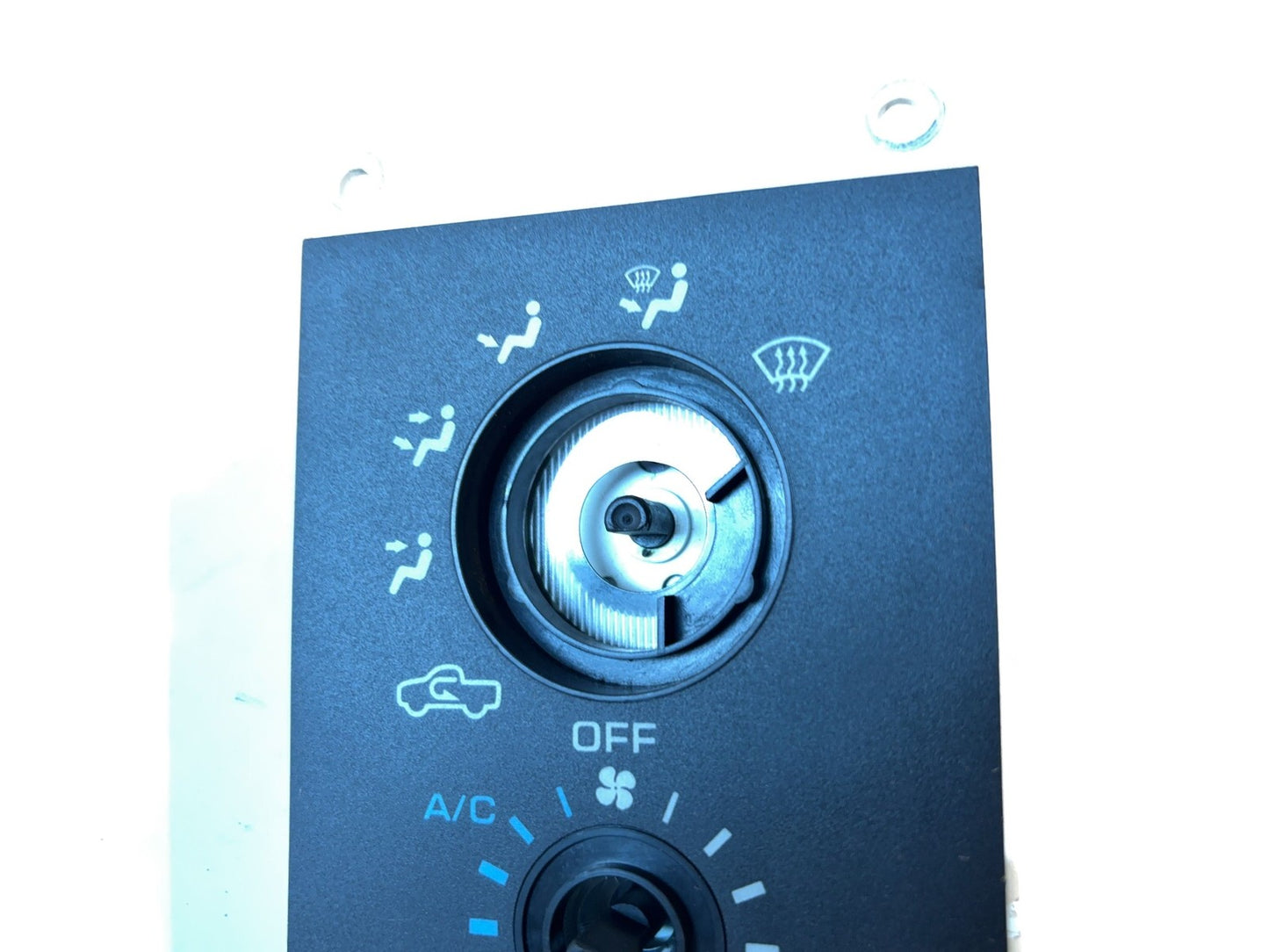 Heater and A/C Climate Control 1994-96 Ram 1500 55037030AC w/o Aux Trans Cooler