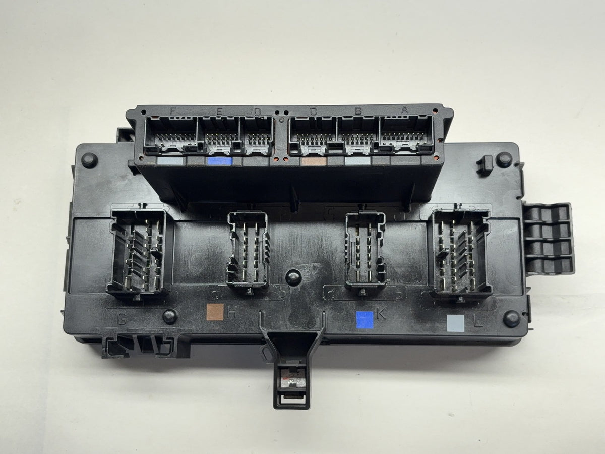 Totally Integrated Power Module TIPM 2008 Ram 1500 2500 3500 4x4 Gas 68028003AD