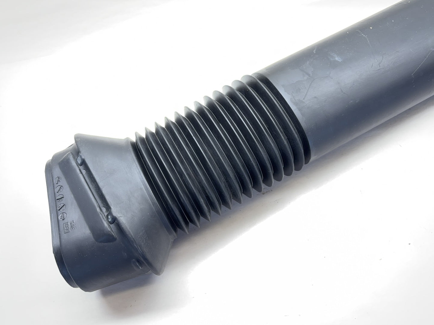 Ambient Air Tube, 1994-2002 Ram 1500 2500 3500 V8 53030304 Air Duct Air Box Tube
