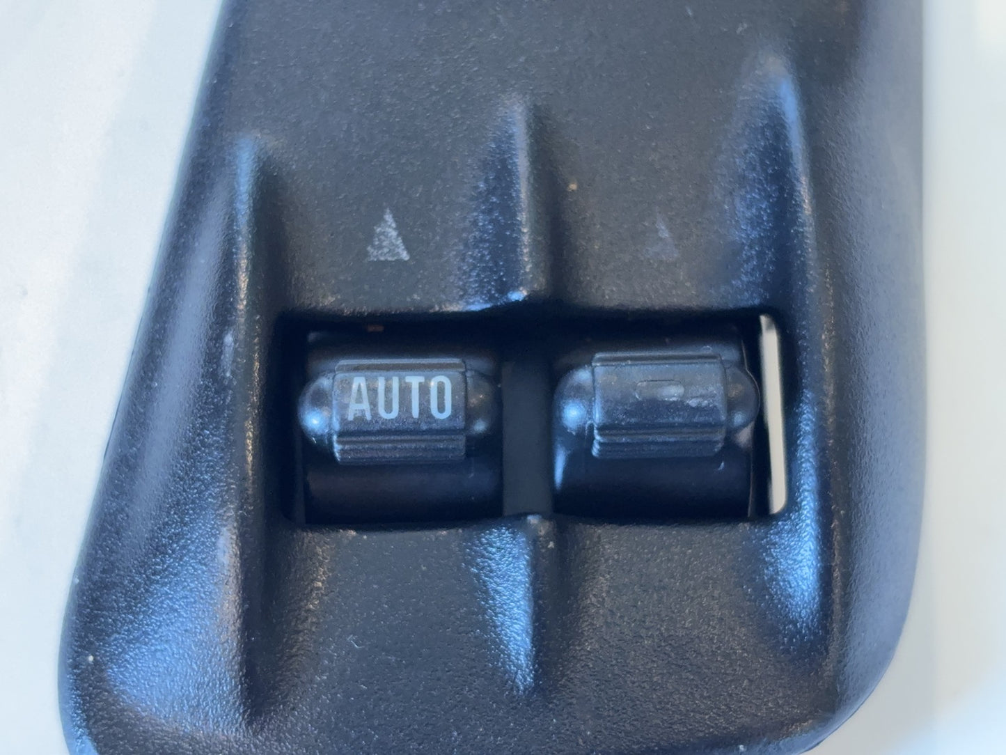 Driver Left Side Master Switch and Bezel 1998-01 Dodge Ram 1500 2500 3500