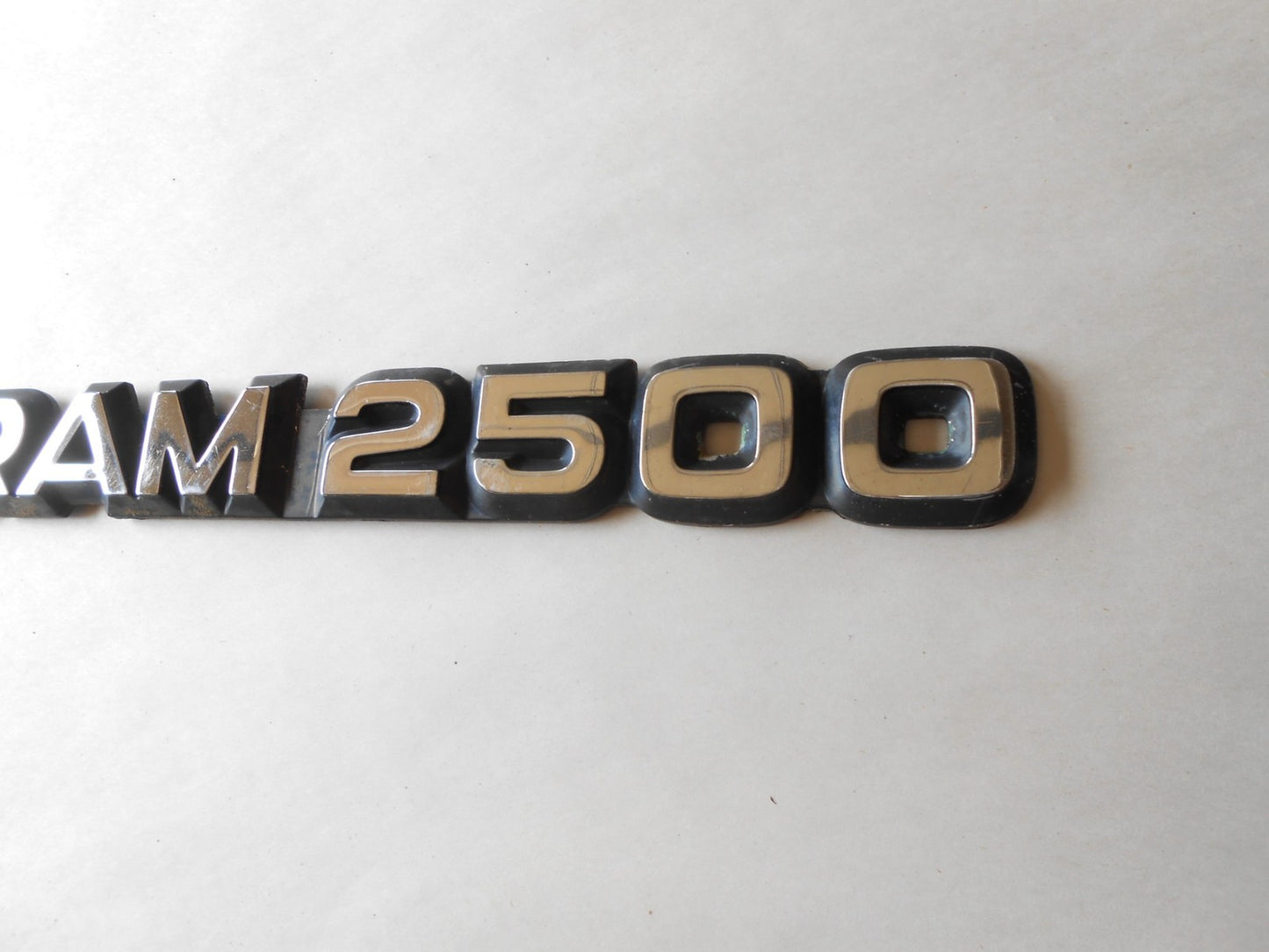Ram 2500 Emblem 1994 95 96 55295311 Used-No Tape/Glue