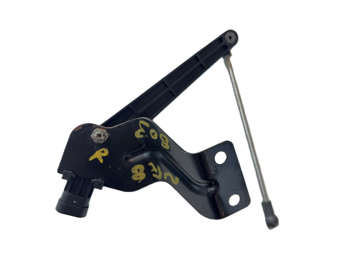 Rear Ride Height Sensor and Linkage, RH, 2021-2024 Ram 2500 3500 68340188AB