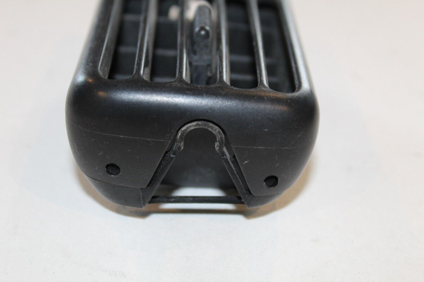 1998-2001 Ram 1500 98-02 Ram 2500 3500, Above Radio Vent Pair LH RH 5014840/4841